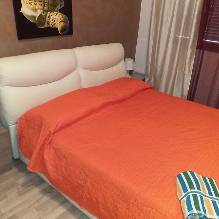Bed&Fly Near Airport Fontanarossa Bagno Privato In Camera CTA Exterior photo